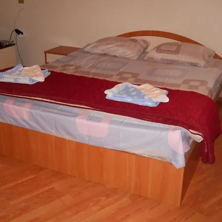 Szálloda Orient 2*